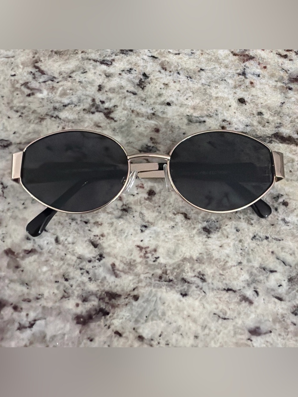 Classic Gold Oval Metal Frame Sunglasses - Black Lenses